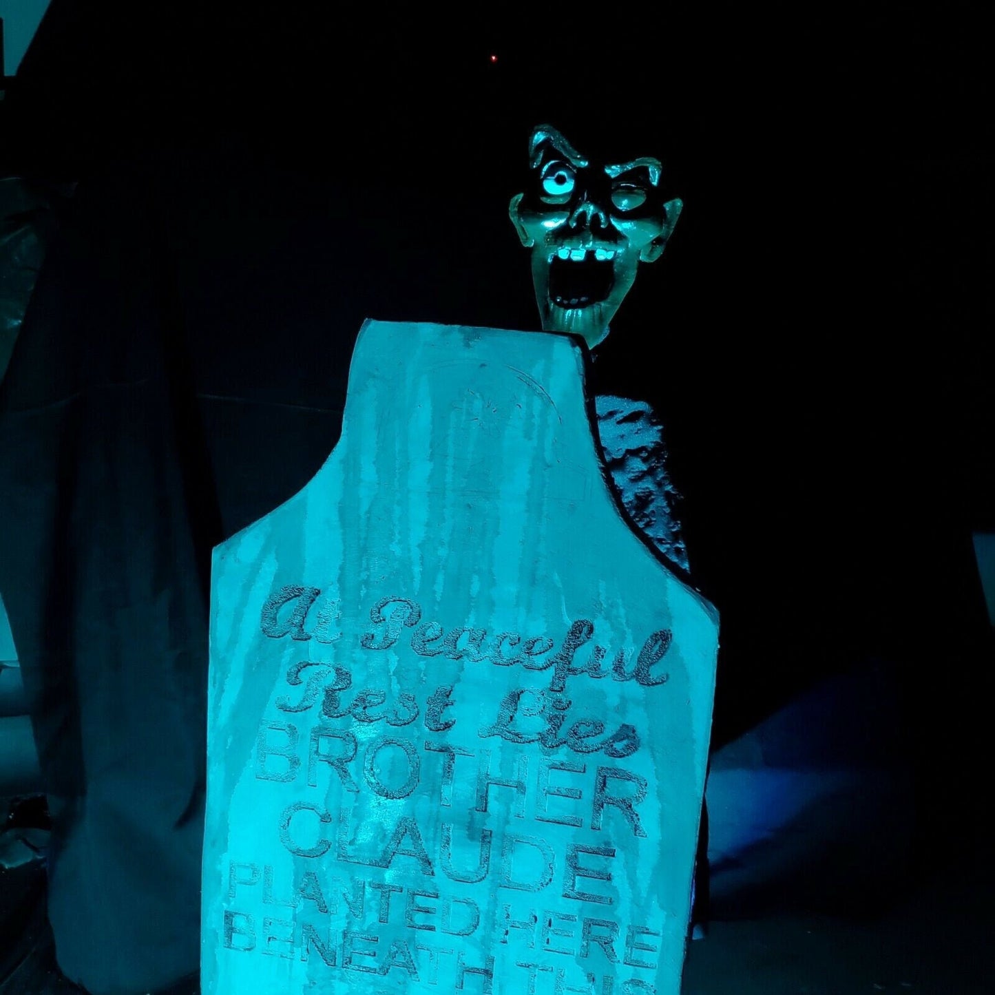 ANIMATRONIC POP UP Ghost #1!